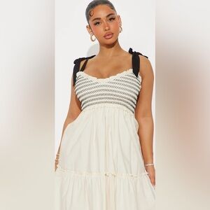 Cream maxi dress. Size Large, NWT